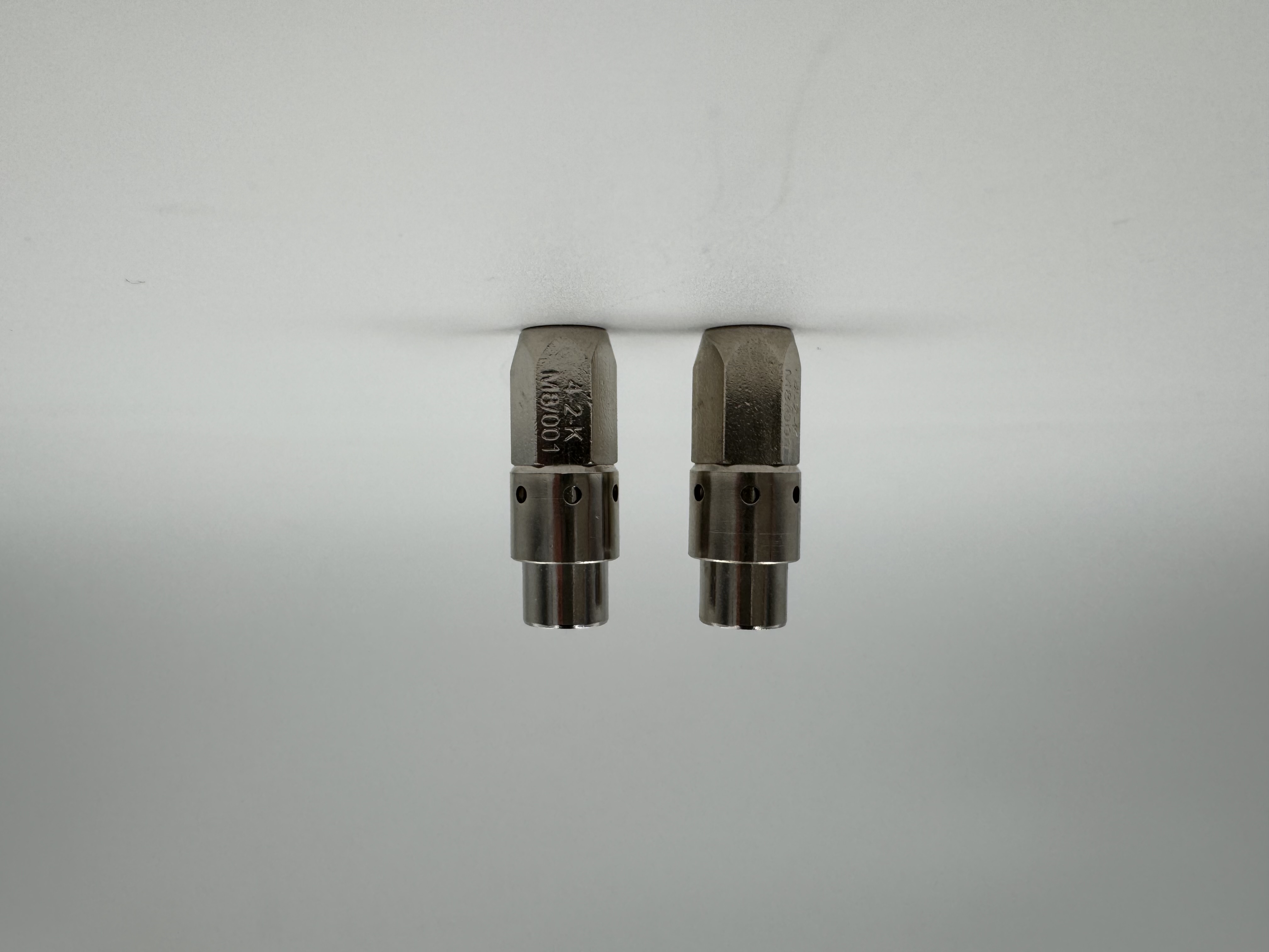 4-2-K M8/001 Sockel alt 37mm lang